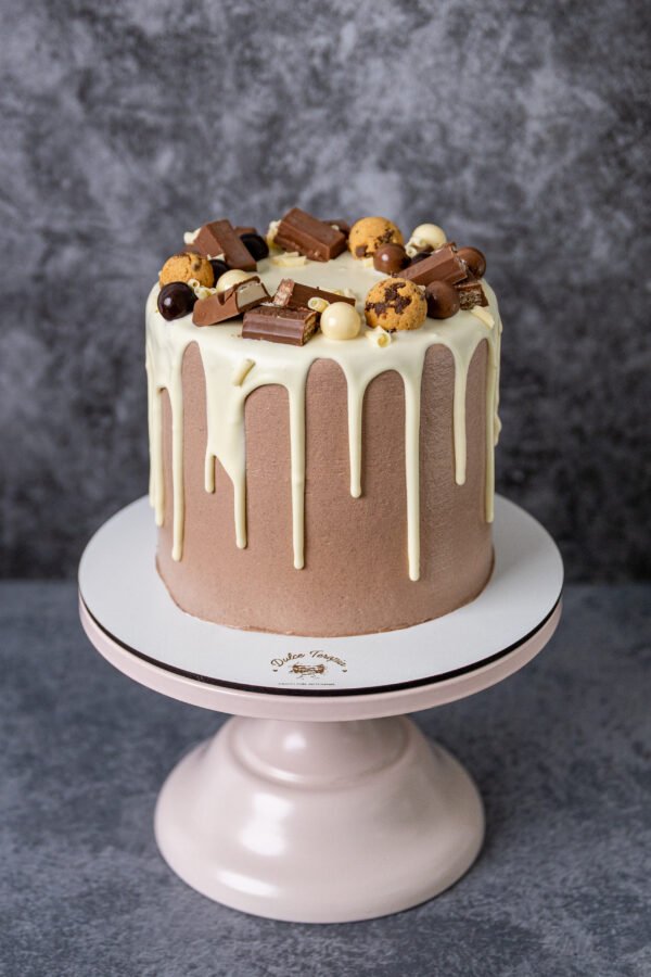 Duo Chocolate Cake