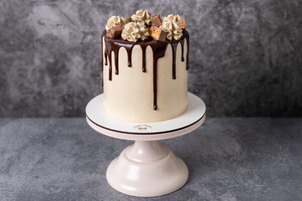Snickers Cake