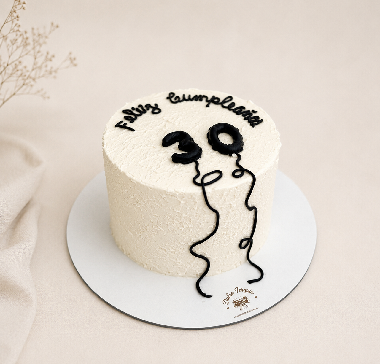 Ballom Birthday Cake - Imagen 4